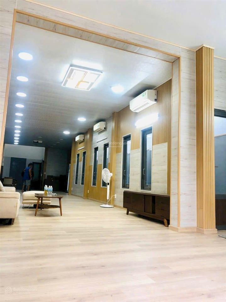 Nhà đẹp 5.1x26m, hẻm ô tô, gần phan văn hớn, 7.9 tỷ tl, quận 12.