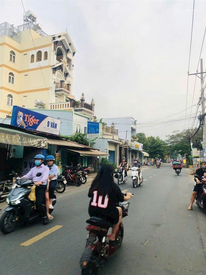 Nhà đẹp 5.1x26m, hẻm ô tô, gần phan văn hớn, 7.9 tỷ tl, quận 12.