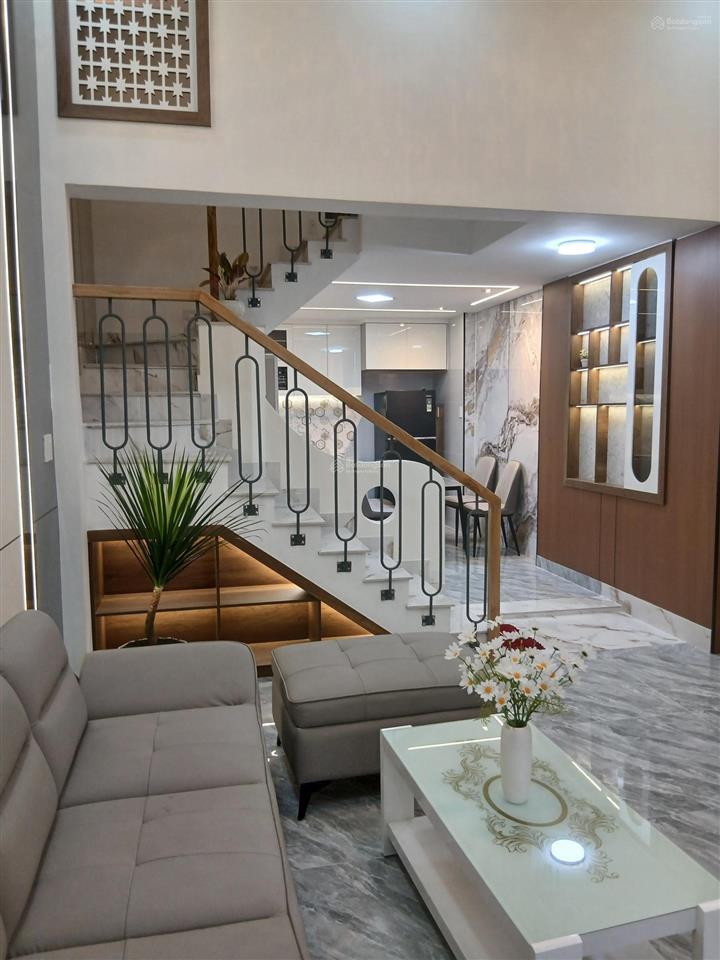 Bán nhà hoàng bật đạt, 4 tầng, hẻm ô tô thông, ngang 4m, 44m2, quận tân bình, 7.3 tỷ