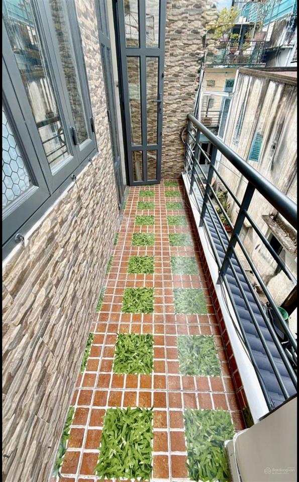 Bán nhà lạc long quân, quận 11 ngang 10m hiếm 104m2 gần đầm sen chỉ 9.x tỷ