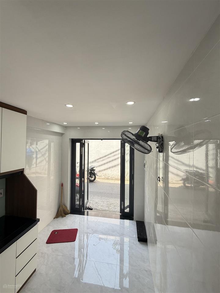 Bán nhà hẻm ô tô bình thới, phường 14 quận 11 3 tầng đẹp tặng nội thất chỉ 2.8 tỷ