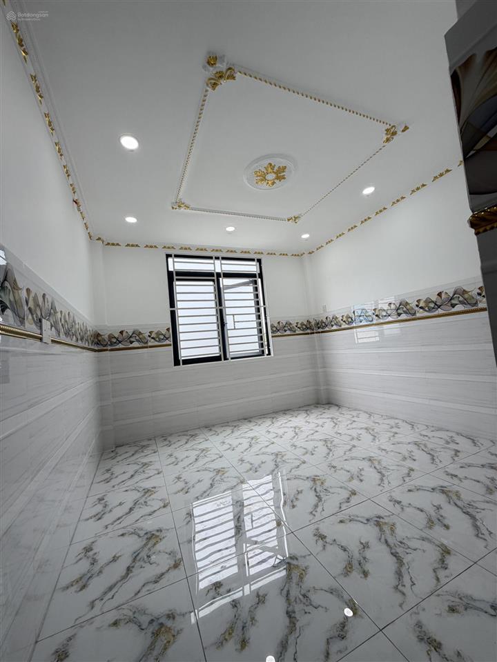 Nhà 4 tầng mã lò, bình tân gần bệnh viện 74m giá 6,95 tỷ.