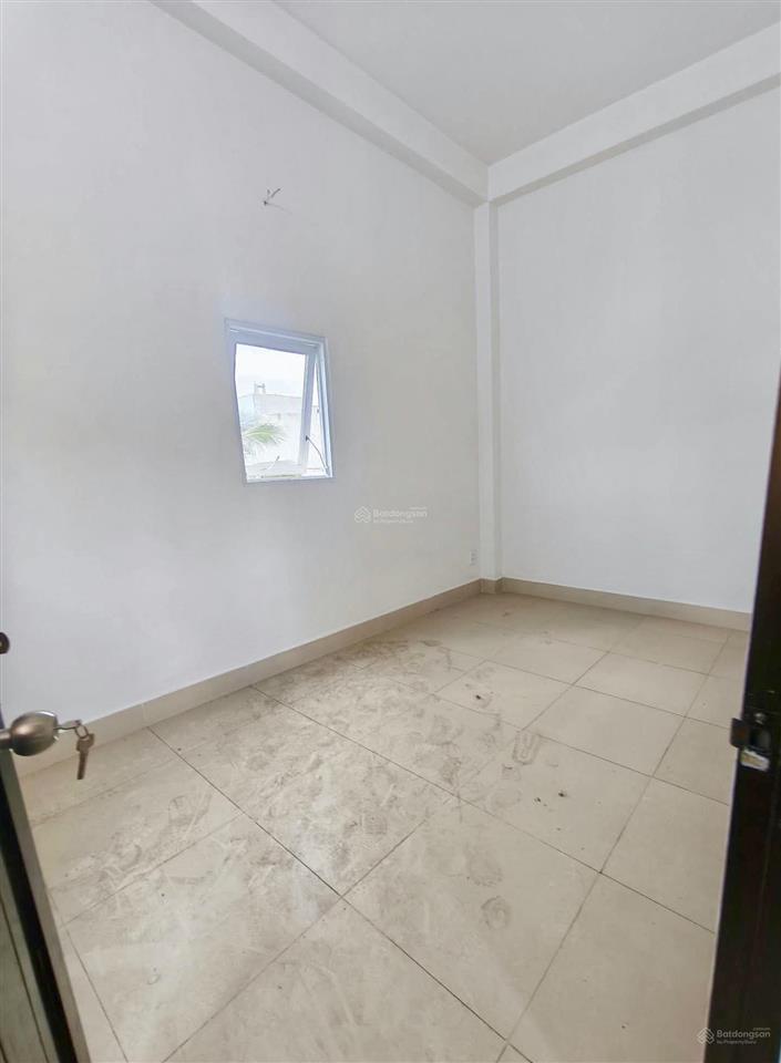 Nhà đẹp lô tư, bình tân 46m 4 tầng gần chợ gò xoài giá 5,3 tỷ