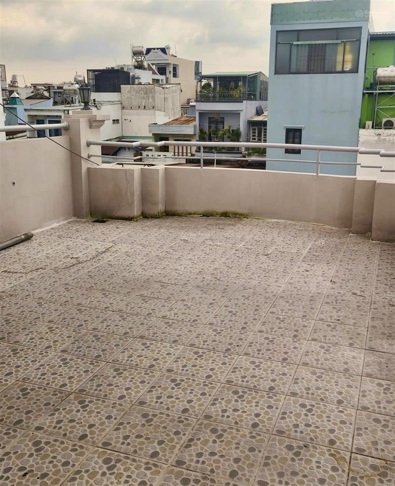 Nhà đẹp lô tư, bình tân 46m 4 tầng gần chợ gò xoài giá 5,3 tỷ