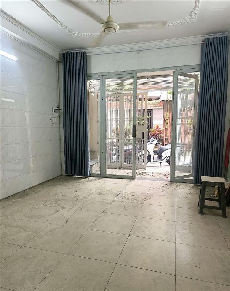 Nhà đẹp lô tư, bình tân 46m 4 tầng gần chợ gò xoài giá 5,3 tỷ