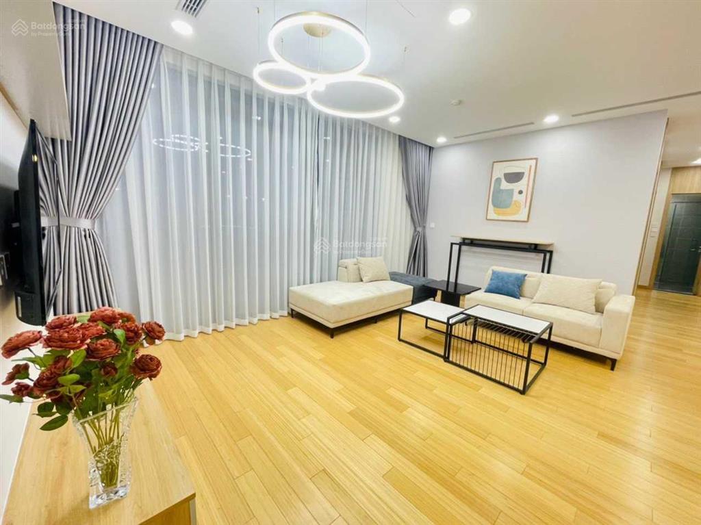 Gia đình cho thuê căn hộ sun square mỹ đình 2pn 85m2, full nội thất giá 14 triệu/tháng