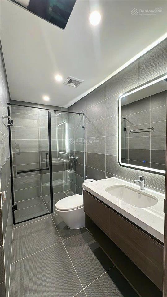 Khách hết hạn hợp đồng, gia đình cần cho thuê ch hoàng thành pearl 3pn 108m² full đồ, giá 17tr/th