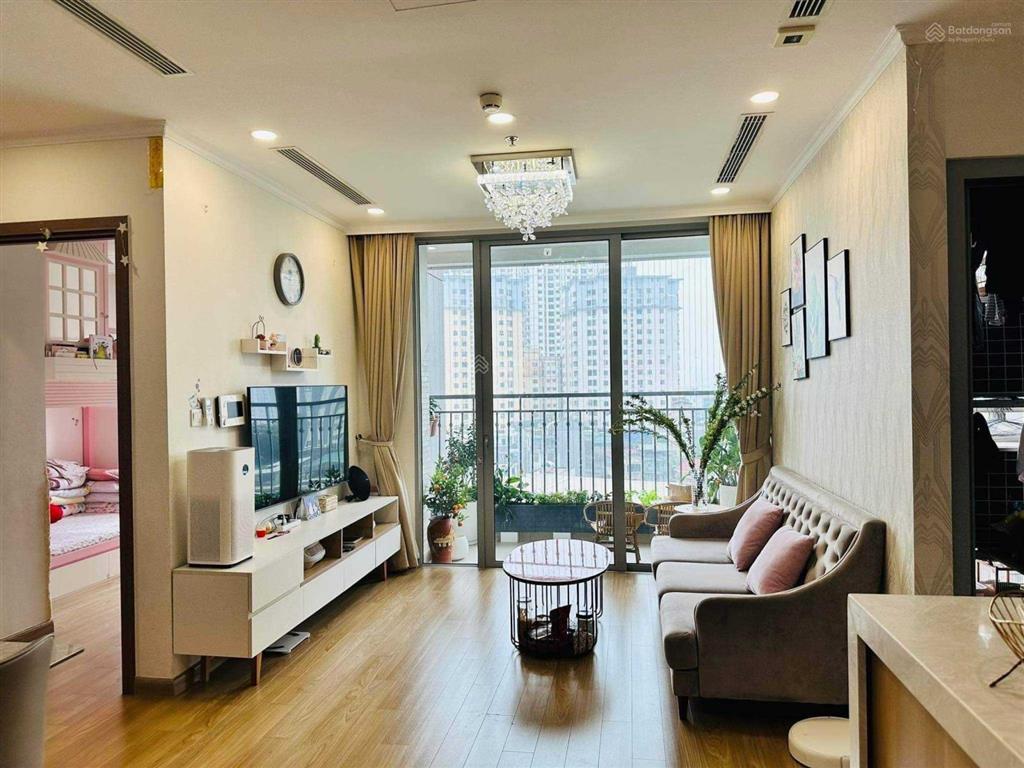 Khách hết hạn hợp đồng gia đình cần cho thuê căn hộ tại florence 2pn 91m đủ đồ, giá 15tr/tháng