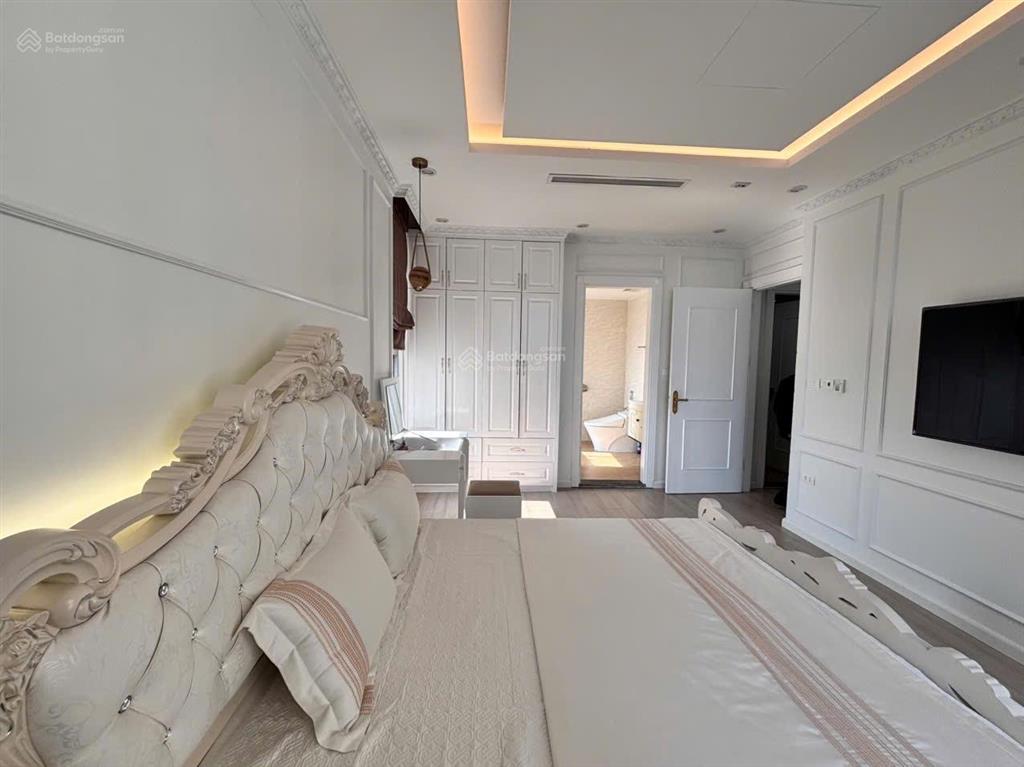 Gia đình cắt lỗ bán gấp căn 2pn 79m2 giá 7.5 tỷ tốt nhất tại vinhomes gardenia   0966 789 ***