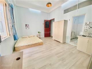 Phòng trọ cửa sổ trời giá rẻ ngay khu k300 rộng 25m2  lotte cộng hòa