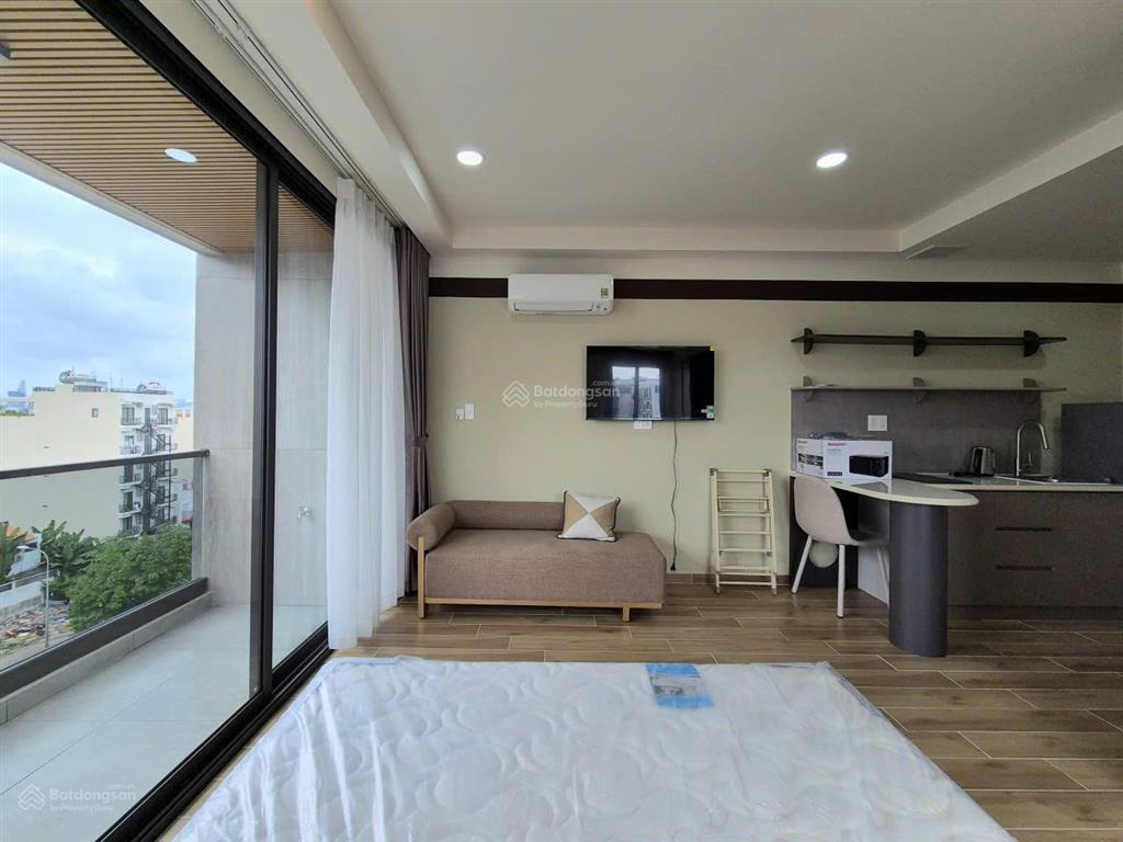 Căn hộ studio quận 2  diện tích 30m2  đầy đủ nội thất  có ban công  mới xây 100%