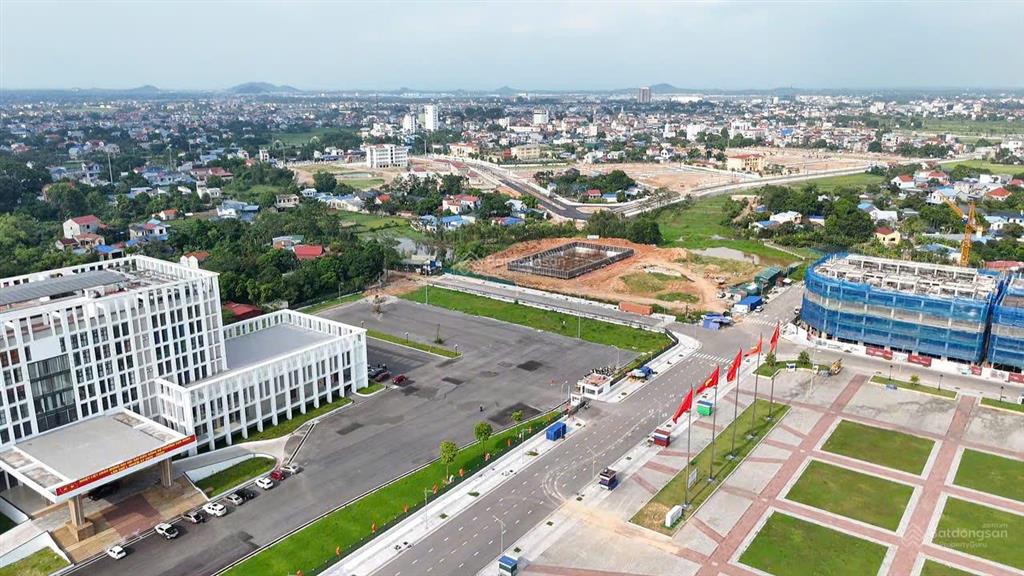 Bán suất ngoại giao cạnh công viên và hồ điều hòa tại dự án square city vạn xuân thái nguyên