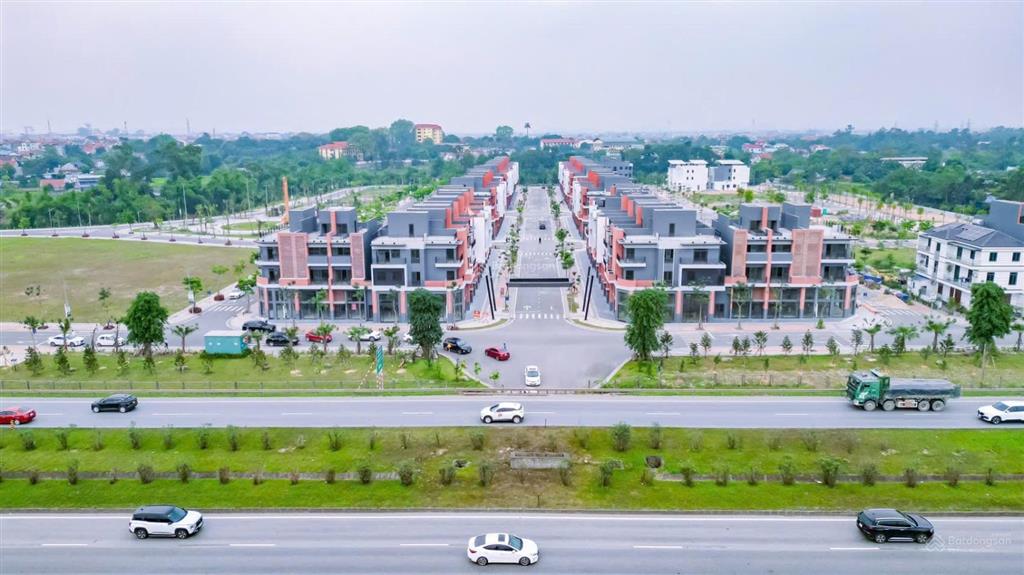 Chỉ cần bỏ ra 700 triệu sở hữu ngay căn nhà phố thương mại dòng tiền thu về 35  50 triệu/1 tháng