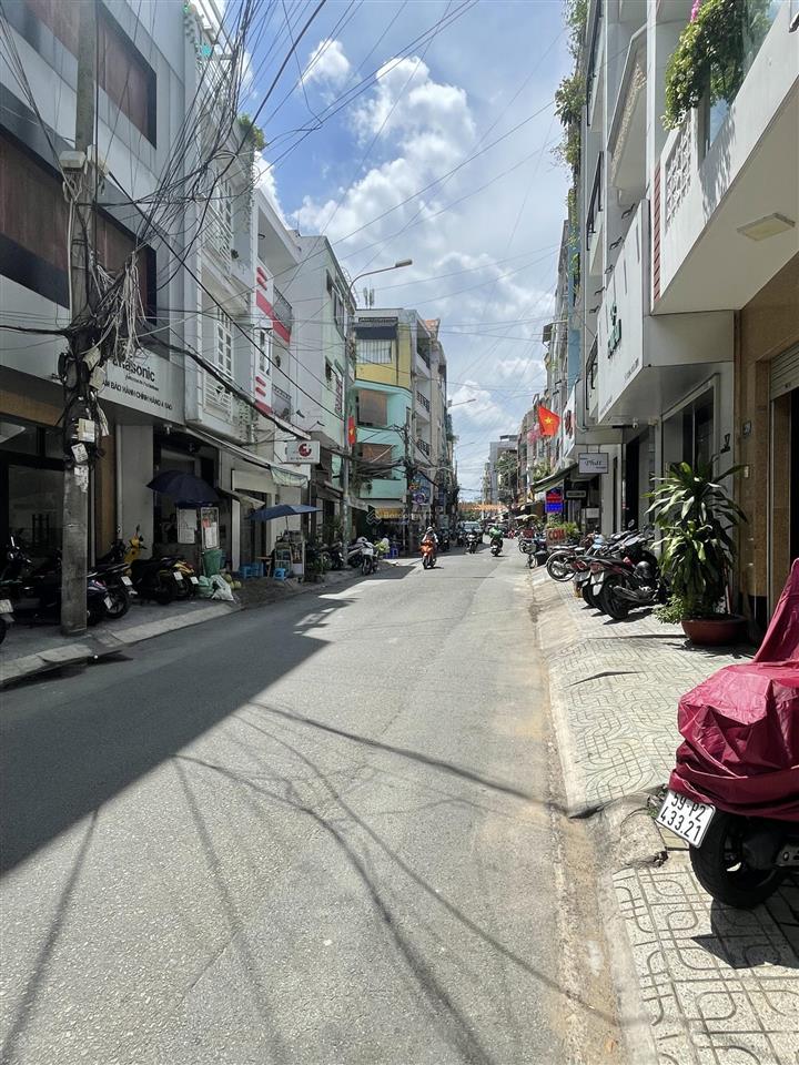 Siêu phẩm nhà hxh 6m nơ trang long bình thạnh dt 10,5 x 28m cn 290m2 4 tầng 15p giá 22,5 tỷ