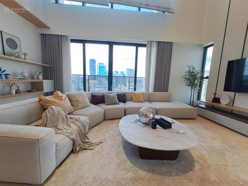 Cho thuê the marq 4pn (cải tạo thành 3pn), 100tr  nhà đẹp, thang máy riêng. 4bed the marq for rent
