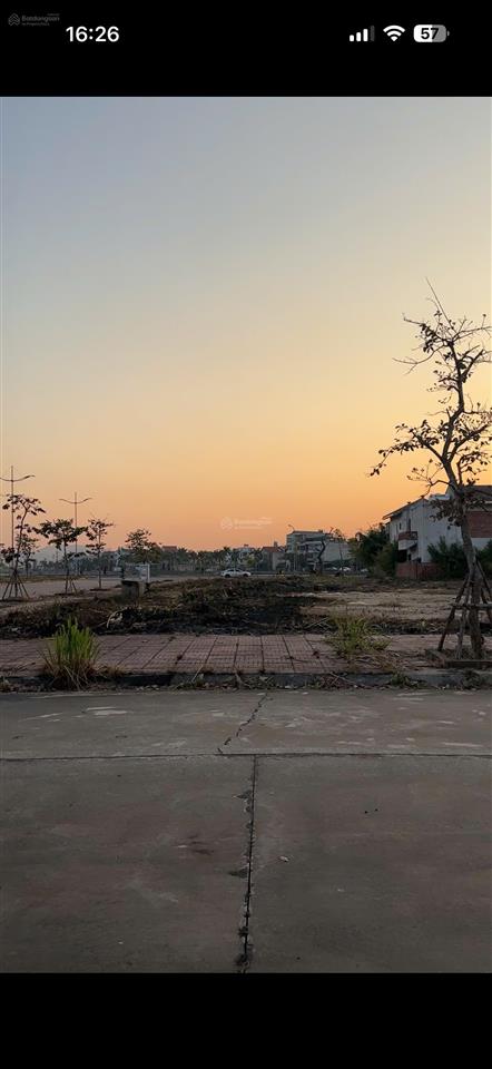 Bán ô góc 300m² hoành bồ mặt đường lớn 65m, vị trí hiếm