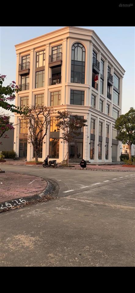 Bán ô góc 300m² hoành bồ mặt đường lớn 65m, vị trí hiếm
