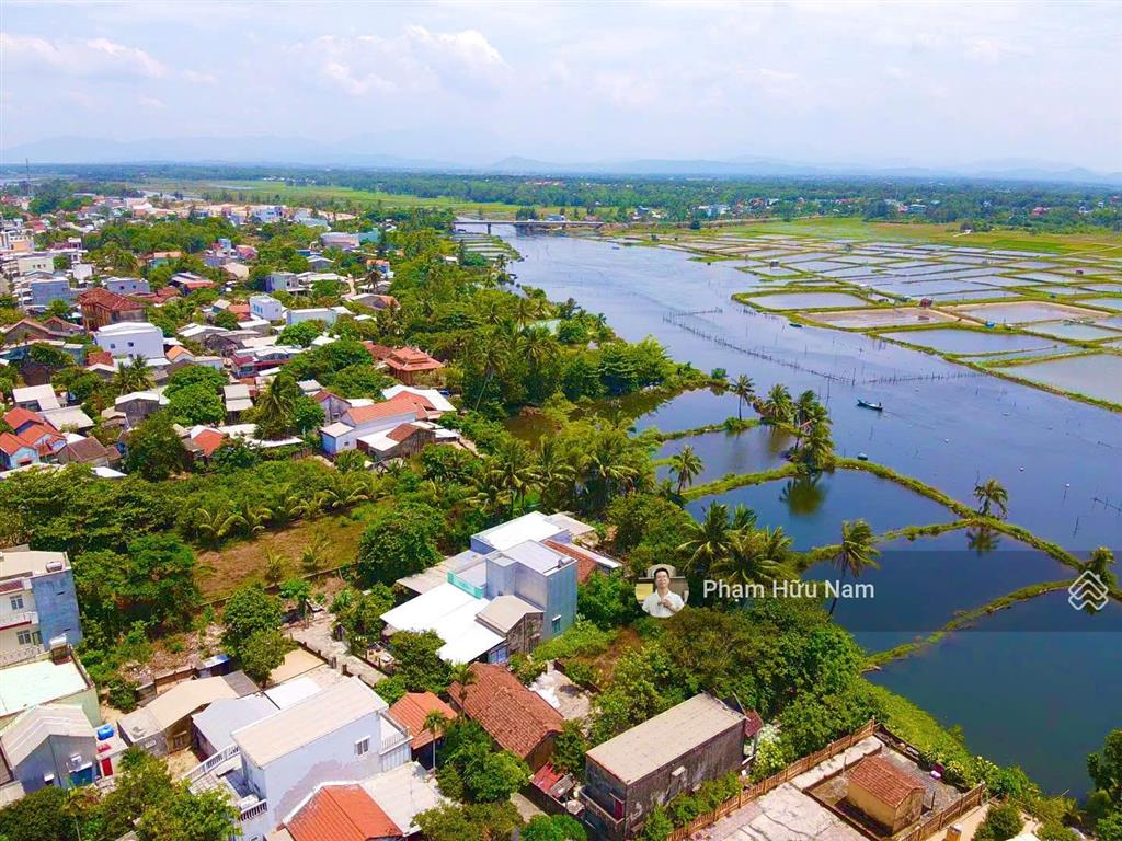 Bán đất tại làng bích họa, 2,1 tỷ, 243 m2 thổ cư, pháp lý đầy đủ