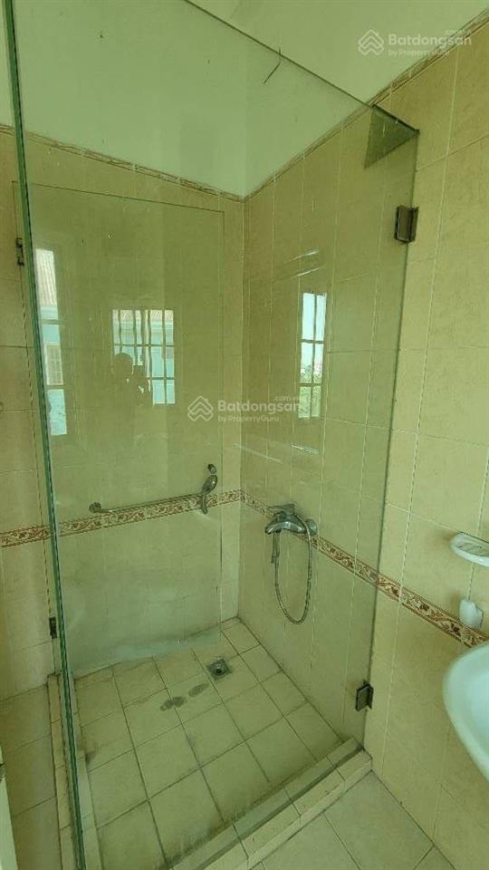 Biệt thự villa nhà 4 tầng. 229m2. gần vòng xoay phú hữu, nguyễn duy trinh, long trường, q9