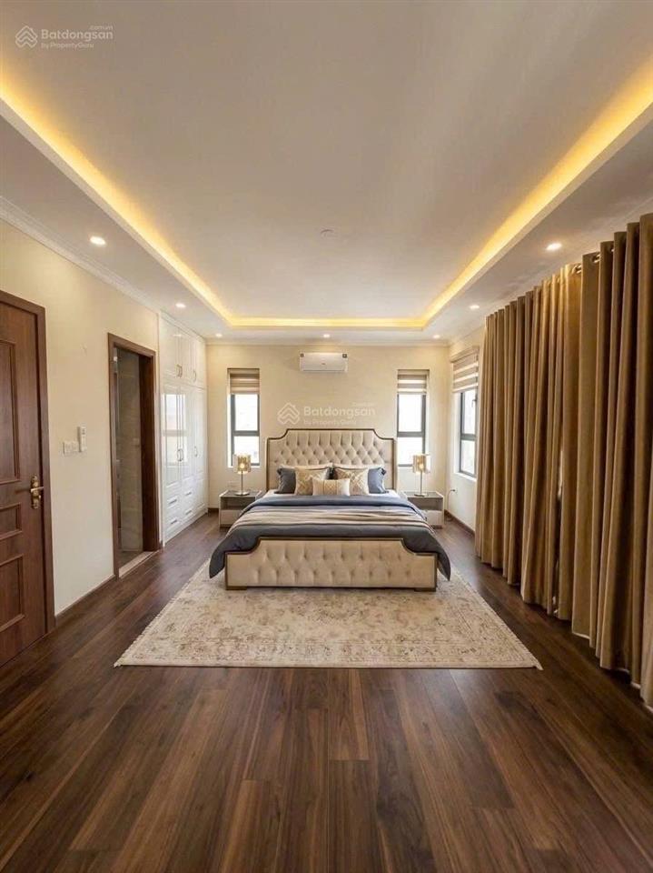 6 tầng  thang máy  kd spa  oto qua cổng