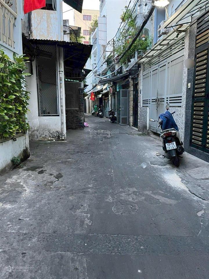 Nhà 2 hẻm thẳng thông gần mt tô hiến thành,p13.dt 3.93mx12.3m.nh 4.3m(cn 49.3m2).t+l.giá 6.5 tỷ