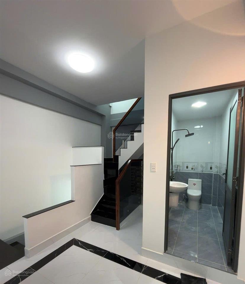 Nhà hẻm số mt thái phiên(dự phóng ra mt), đường rộng 3,5m. dt 3,8mx11,3m. t + 2l btct. giá 6,98tỷ