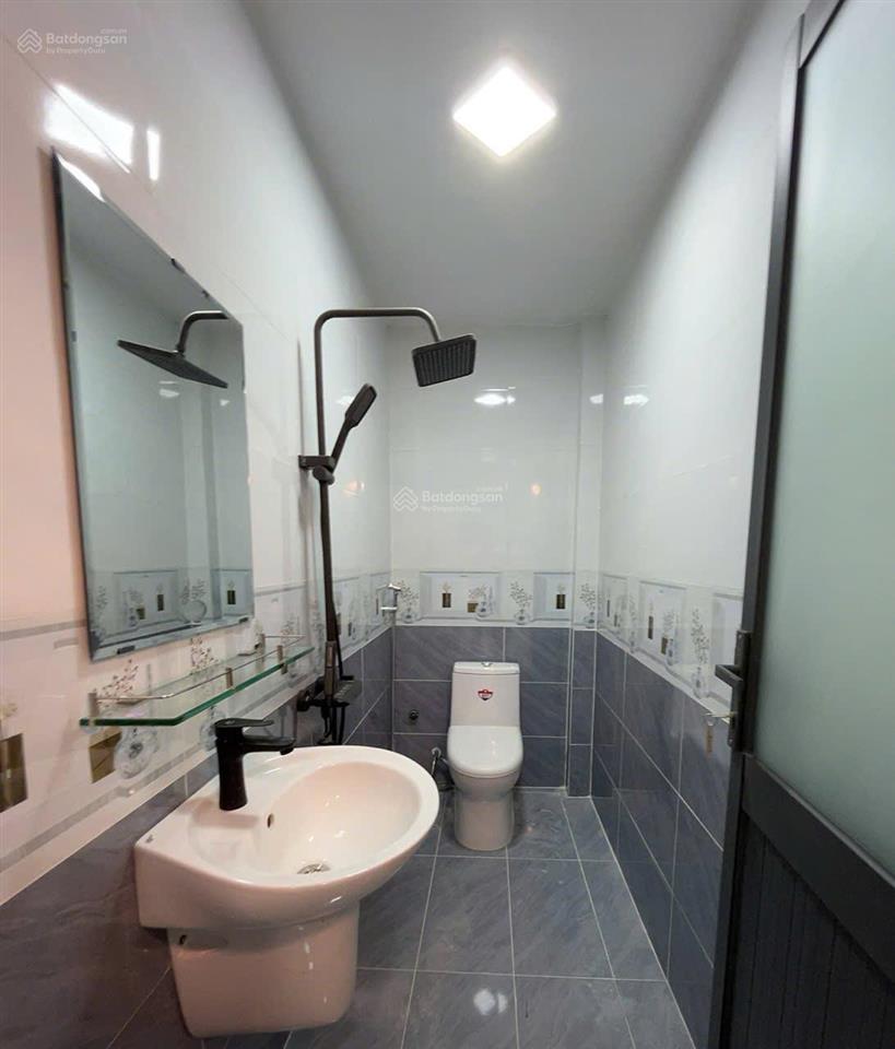 Nhà hẻm số mt thái phiên(dự phóng ra mt), đường rộng 3,5m. dt 3,8mx11,3m. t + 2l btct. giá 6,98tỷ