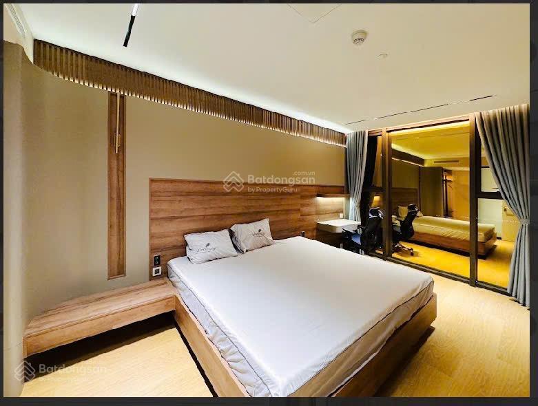 Cần chuyển nhượng căn hộ view sông hàn  tầng cao  đã có sổ hồng  nội thất đầy đủ