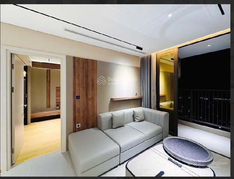 Cần chuyển nhượng căn hộ view sông hàn  tầng cao  đã có sổ hồng  nội thất đầy đủ
