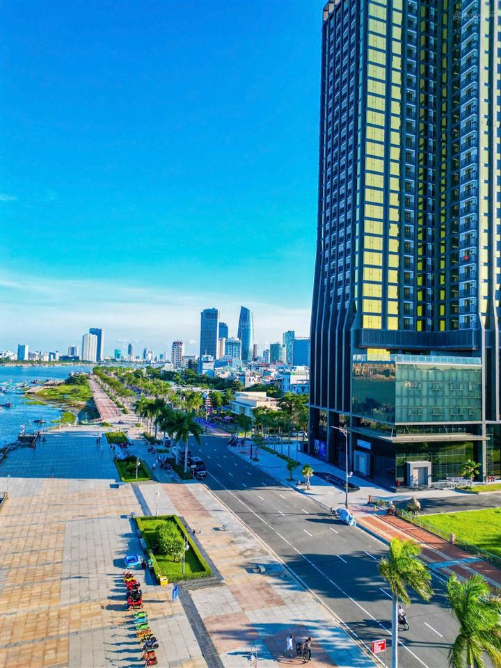 Chủ đi nước ngoài nên gửi bán căn hộ view sông hàn  đã có sổ đỏ  đang cho thuê tháng 26tr