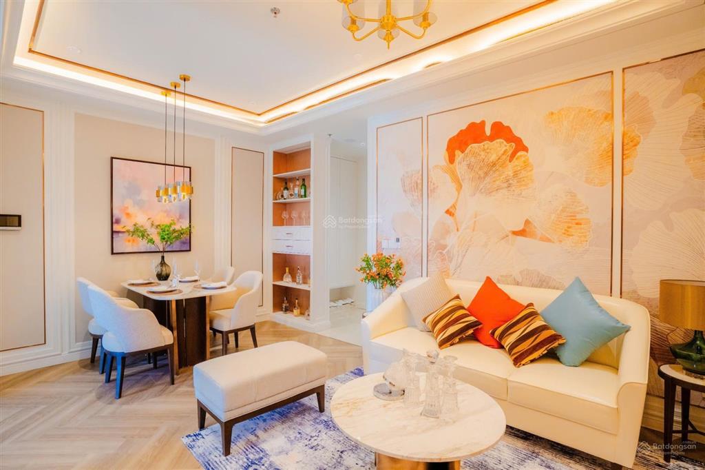 Nổi bật căn 1pn tòa c7 mới nhất tầng 15 view quảng trường, giá chỉ 4.055 tỷ