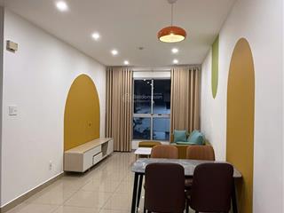 Bán căn ruby 2pn2wc sổ hồng sẵn , view nội khu yên tĩnh mát mẻ, nhà mới làm lại full nội thất