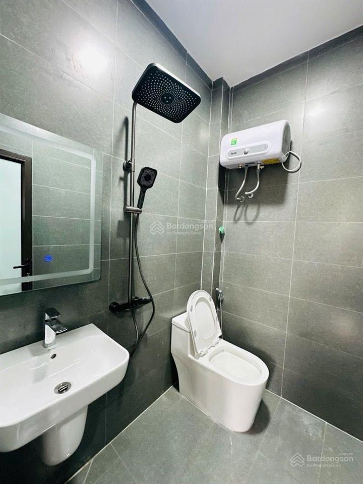 Nhà đẹp trần hưng đạo ở sướng giữa lõi trung tâm, diện tích 90m2, 3 ngủ, về ở ngay trước tết