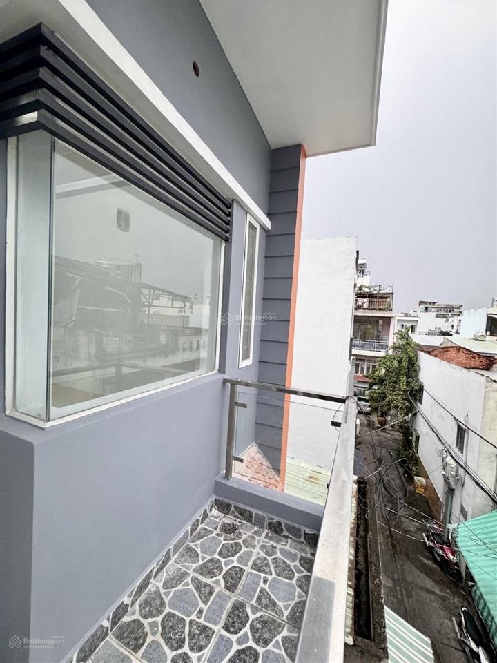 Tổ ấm trong mơ  nhà mới cứng cáp  ban công thoáng mát  hẻm xe hơi tận cửa