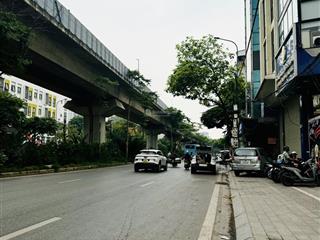 Tt đống đa  30m ra mặt phố  ô tô ngủ nhà  vừa ở kết hợp kd chdv  dòng tiền 600tr/năm