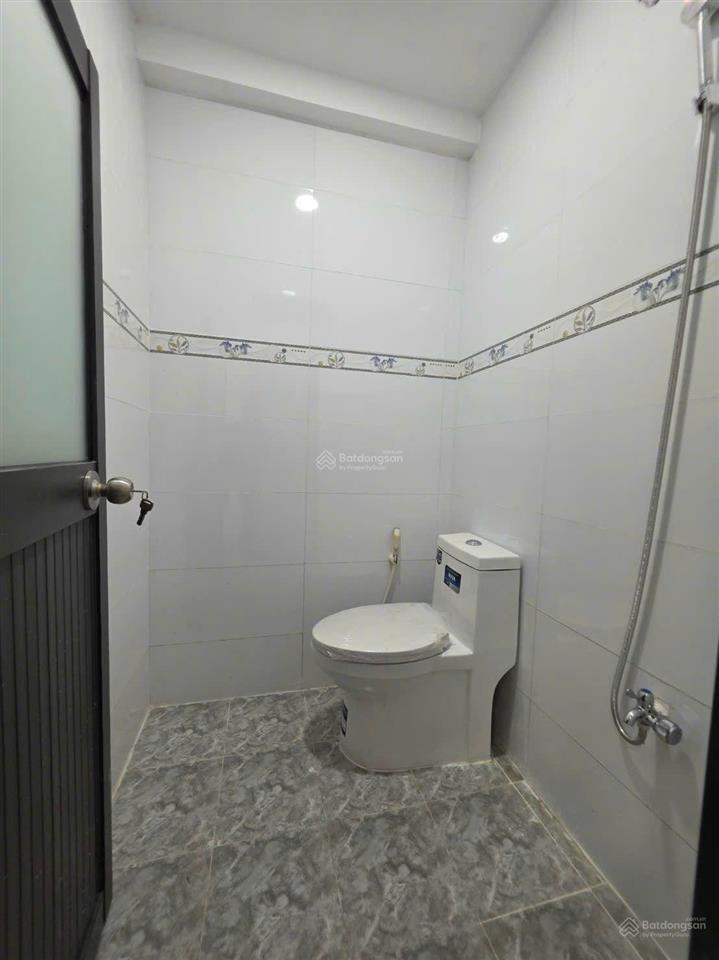 Bán nhà diện tích 33,5m2 tại đường số 17, phường 4, quận 8, giá siêu hời chỉ với 4,69 tỷ