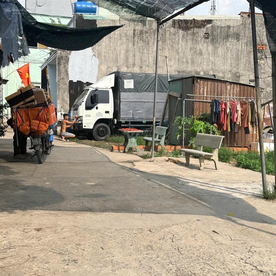 3,85 tỷ  137m  đất thổ xây dựng hoàn công ngay
