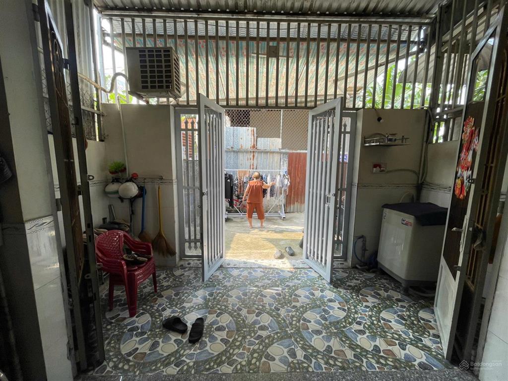 3.55 tỷ  nhà trệt lửng  thới tam thôn  hóc môn