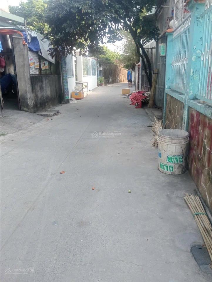 3.55 tỷ  nhà c4 diện tích lớn  xuân thới sơn  hóc môn