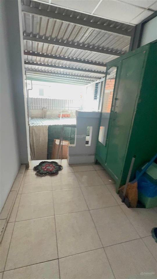 Cần bán nhà ngay trung tâm thị trấn hóc môn