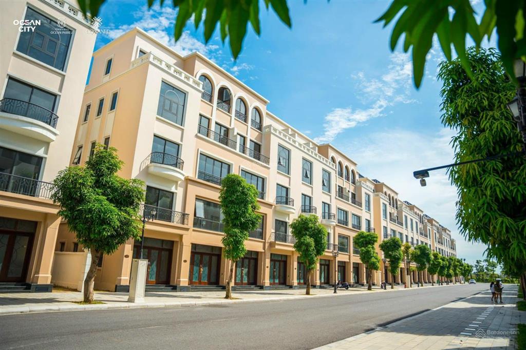 Shophouse 80m²  vị trí đón dòng tiền tương lai
căn này không phải kiểu đẹp để ở mà là đẹp để ki