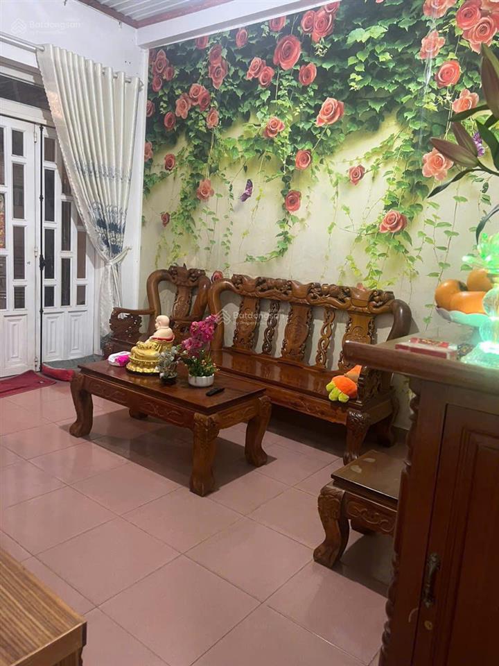 Bán nhà tp bảo lộc đường mặt tiền kinh doanh, 200m2, 5,6 tỷ