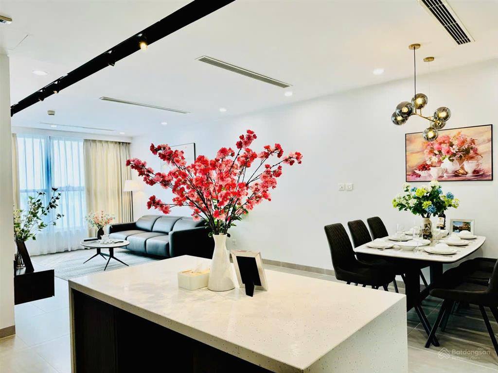 Cực rẻ! chính chủ cần bán nhanh căn 98m2, 3pn tòa home city,trung kính, giá 11 tỷ.  0968 989 ***