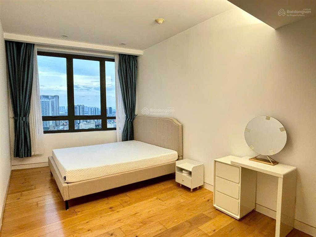 Cực rẻ! chính chủ bán gấp căn 110 m2, 3pn tòa paragon trung tâm cầu giấy giá 9,4 tỷ,  0968 989 ***