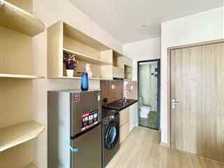 Tòa nhà 6 tầng, 104m2, 5,2mx20m, 14 chdv, dòng tiền 90tr/tháng,cách sân bay 3km, chỉ có 18 tỷ.