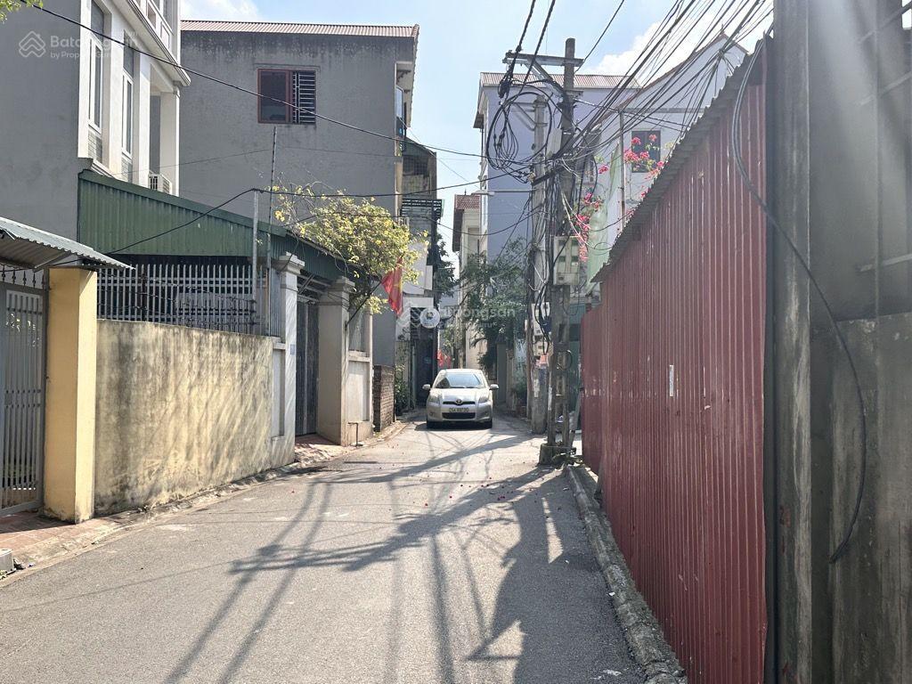 Bán 75m2 đất đa tốn, ô tô 7 chỗ vào đất, đường thông, gần chợ, trường học, hàng xóm vinhomes