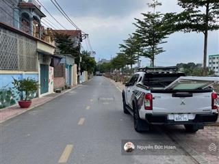 Ô tô 7 chỗ, lô góc 3 mặt thoáng đẹp, dân cư đông đúc, tiện ích đầy đủ, giữ tiền ổn, ở sướng. giá rẻ