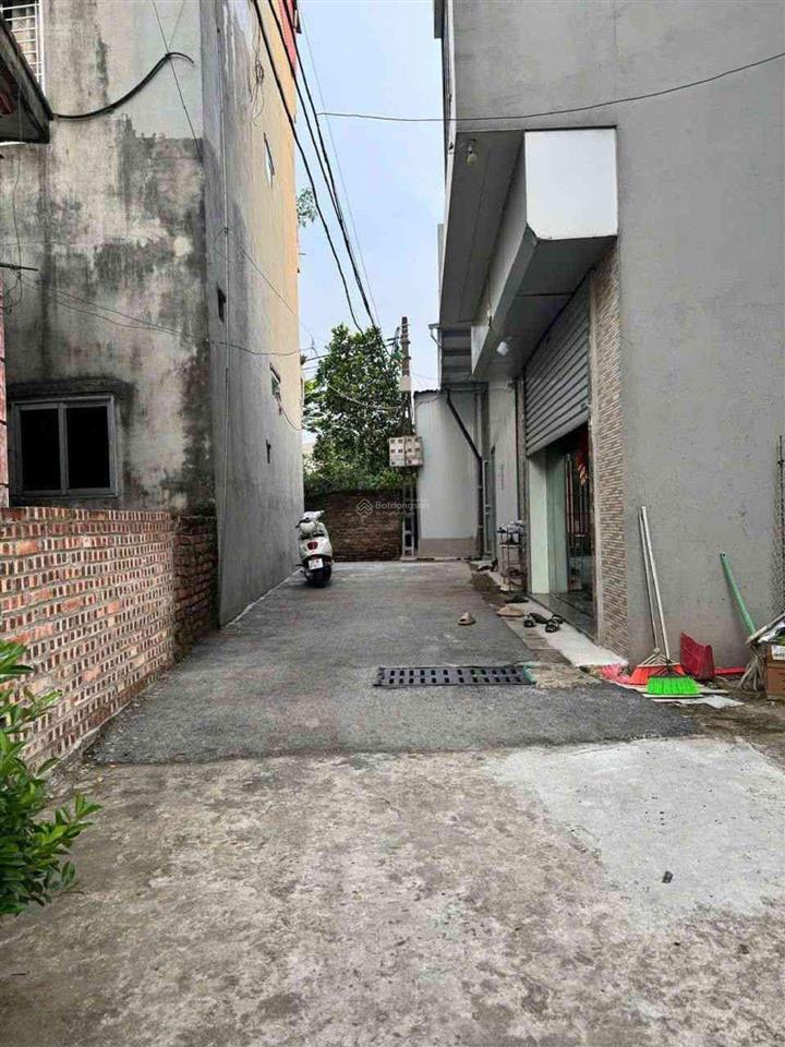 Hiếm, ôtô 7 chỗ ra vào, dân cư đông đúc, tiện ích đầy đủ, ở cực sướng, giữ tiền ổn, tầm tiền hợp lý