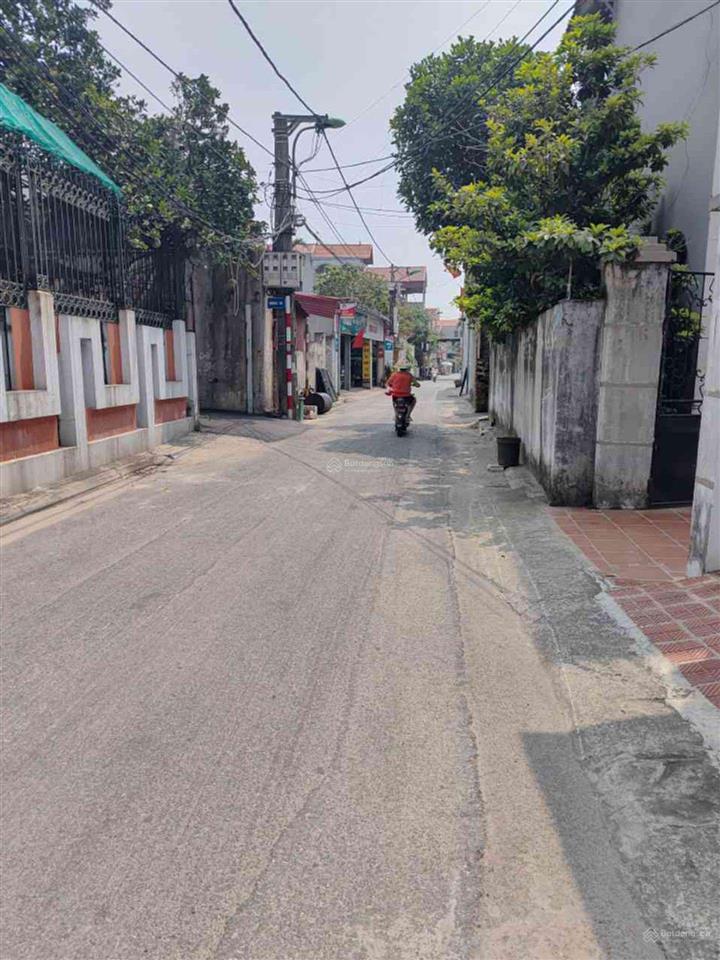 Hiếm, ôtô 7 chỗ ra vào, dân cư đông đúc, tiện ích đầy đủ, ở cực sướng, giữ tiền ổn, tầm tiền hợp lý