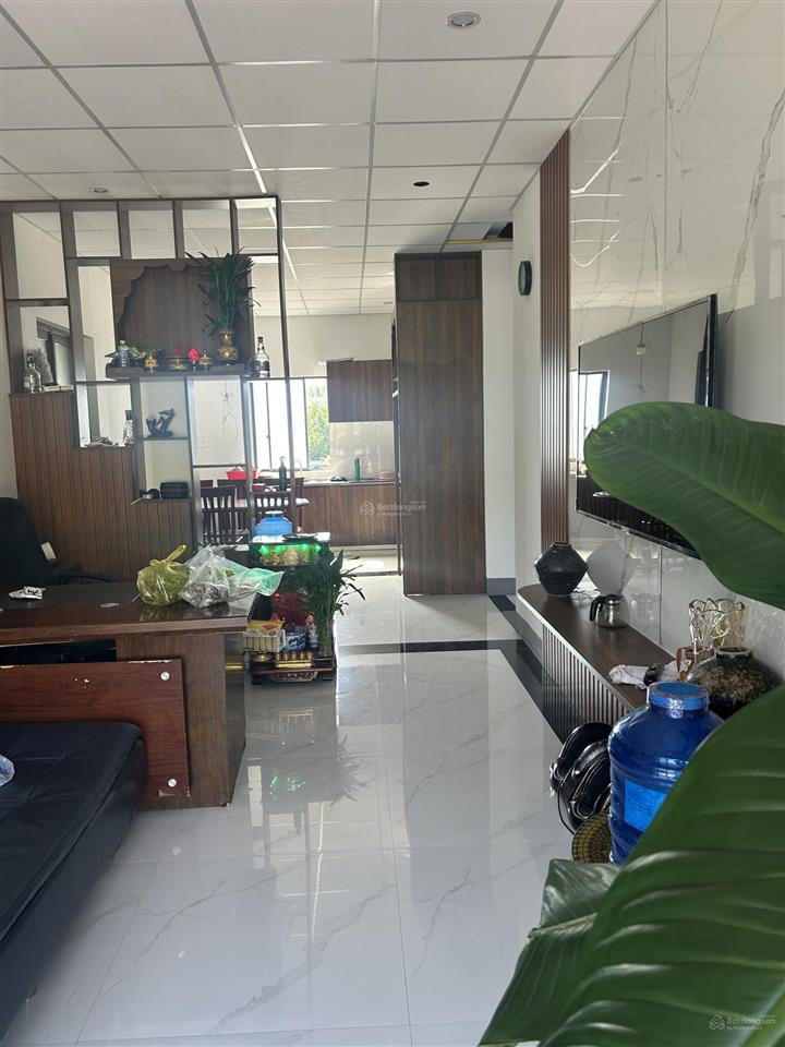Cho thuê nhà riêng vườn villa, chỉ có giá 15 triệu, dtkv 10000 m2, giá siêu ưu đãi hot hot hot